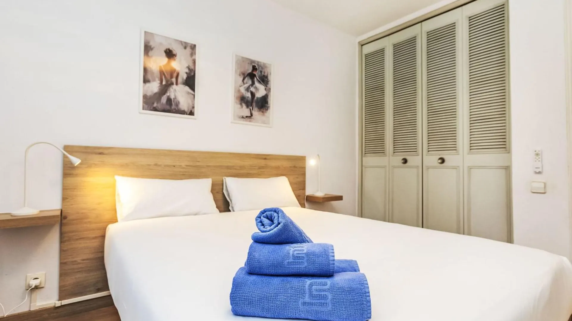 Apartment Eixample Dret Arago Roger De Lluria By Interhome برشلونة