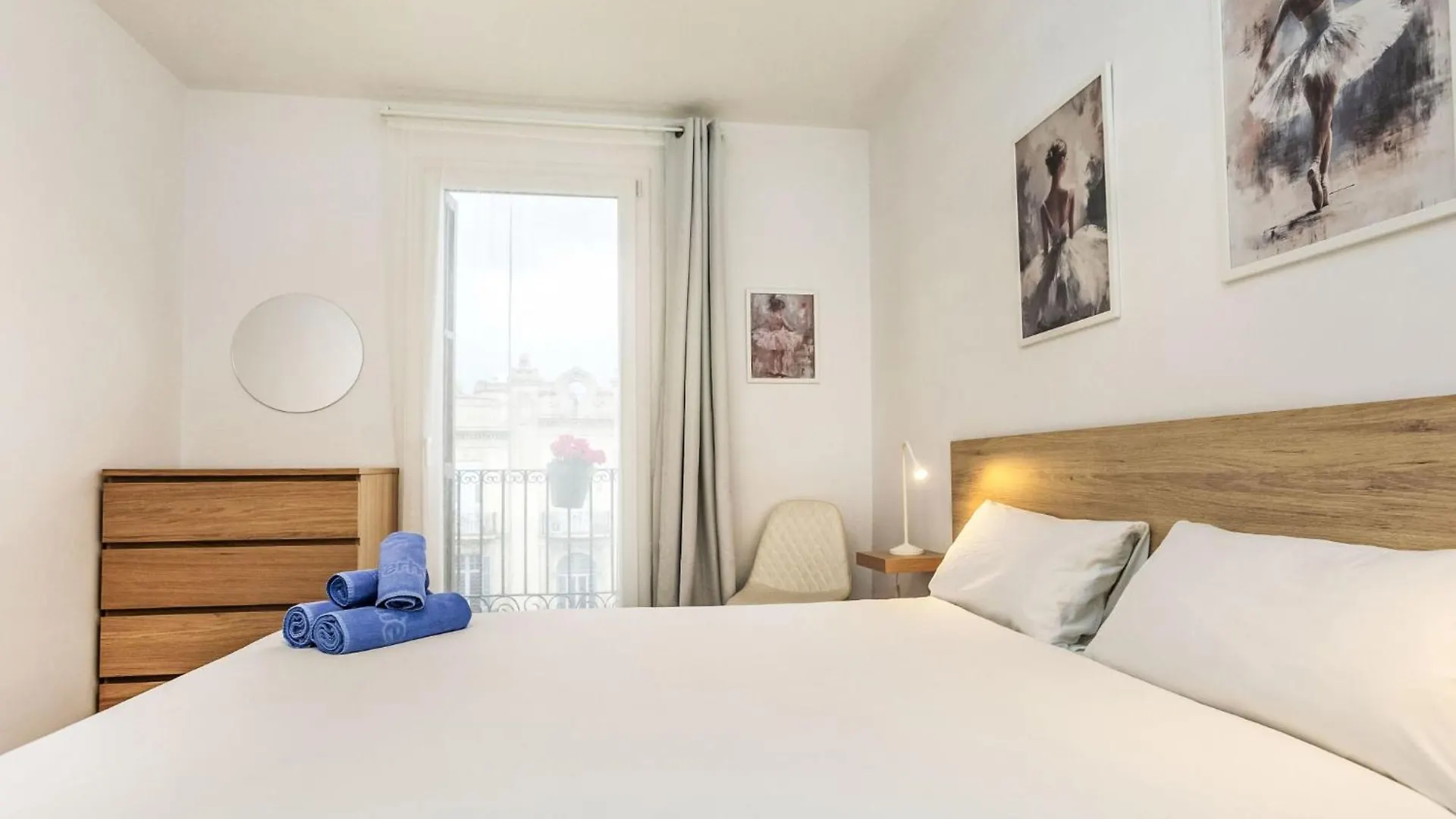 Apartment Eixample Dret Arago Roger De Lluria By Interhome برشلونة