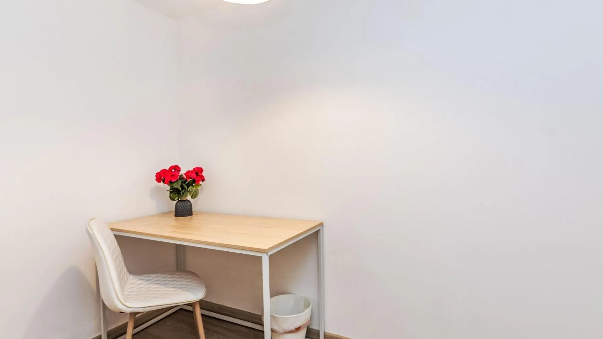 Apartment Eixample Dret Arago Roger De Lluria By Interhome برشلونة